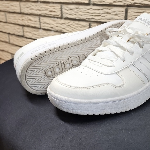 Adidas White Classic Low-Top Sneakers Sz 11 Excellent 029004